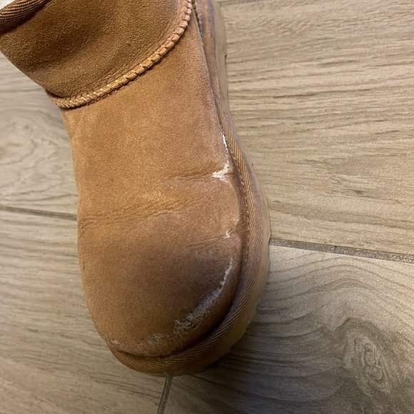 Caramel UGG Boots - Picture 6 of 8
